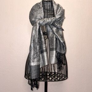 NWT PAISLEY WEAVE viscose scarf black gray